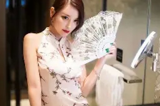 网红黄一鸣账号被封：从自曝未婚生女到遛狗冲突网红生涯大翻车